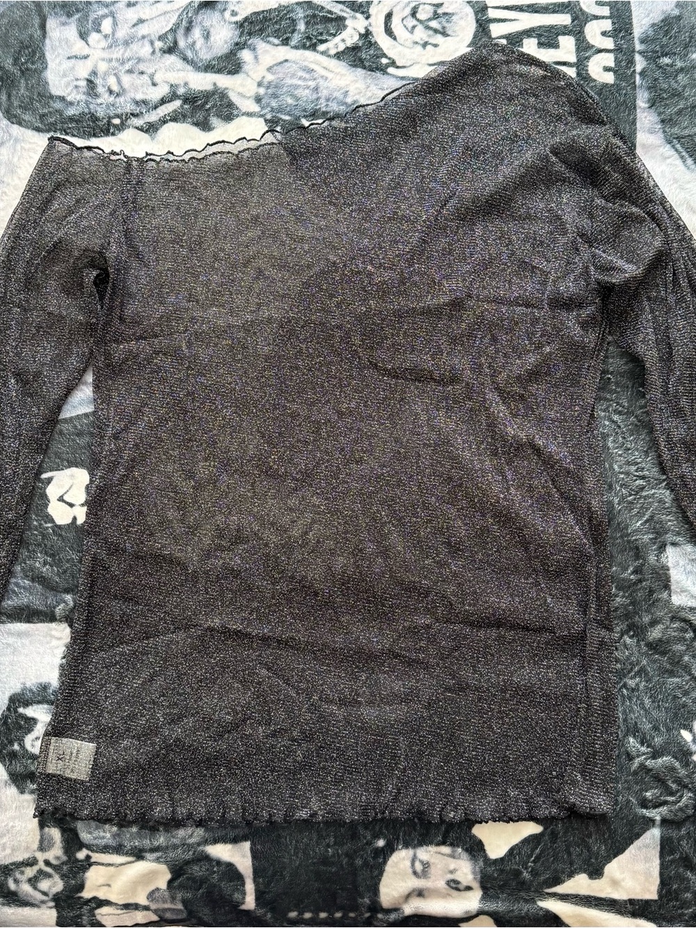 Sparkle Off-Shoulder Long Sleeve Top - Black/Silver